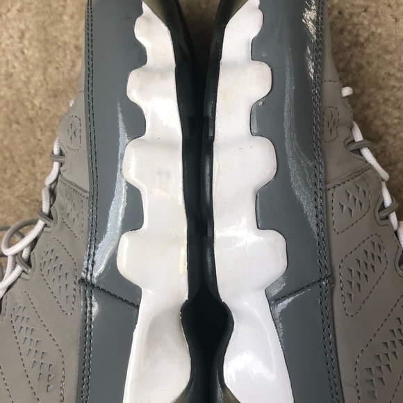 Retro 9 “Cool Grey” - Picture 7 of 8